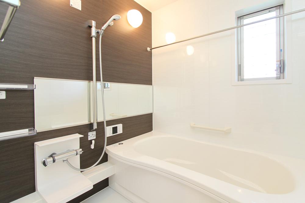 Bathroom. 2013 October shooting