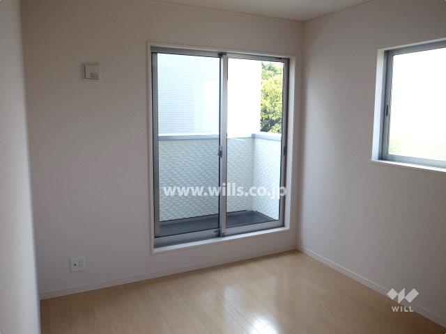 Non-living room. 2 Kaiyoshitsu