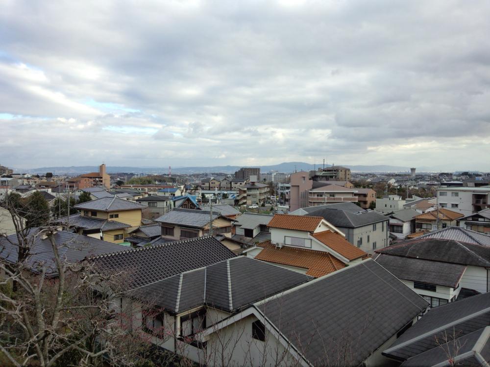 View photos from the dwelling unit. View from the site (December 2013) Shooting