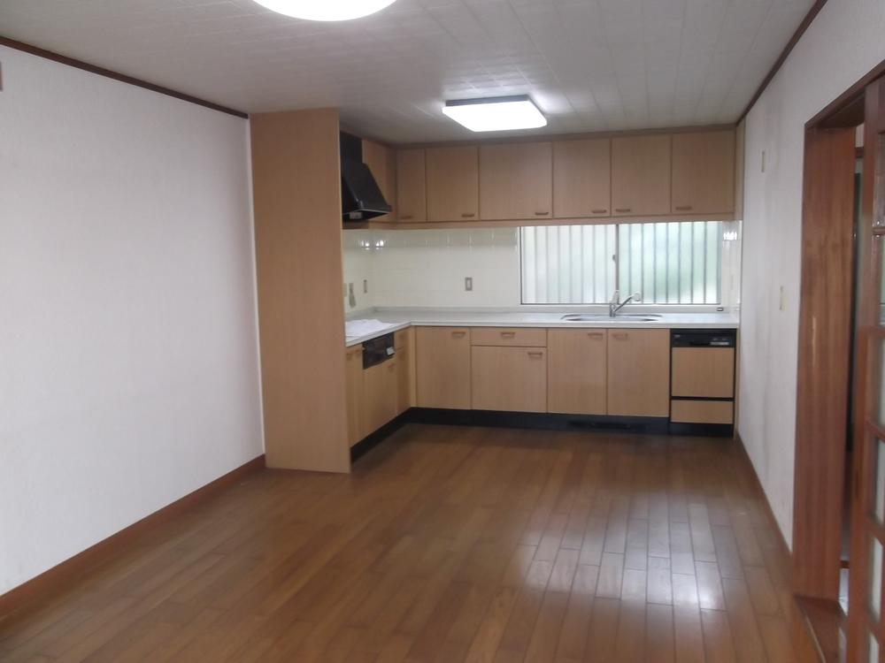 Living. Indoor (12 May 2013) Shooting