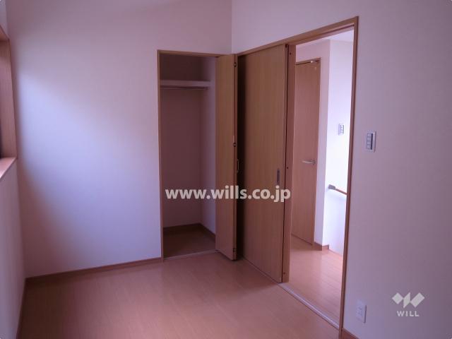 Non-living room. Local (April 2013) Shooting