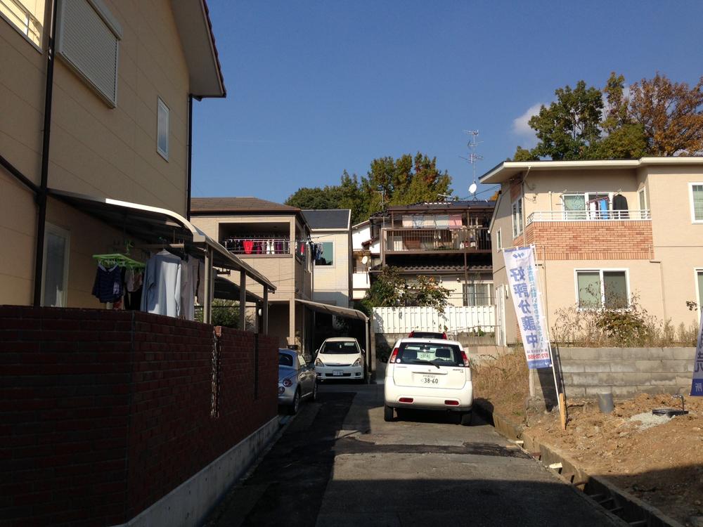 Local photos, including front road. Local (10 May 2013) Shooting