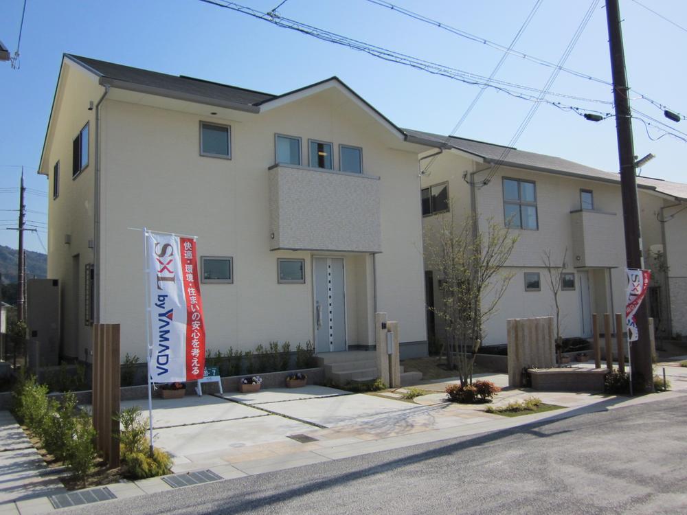 Local appearance photo. Local (April 2013) Shooting