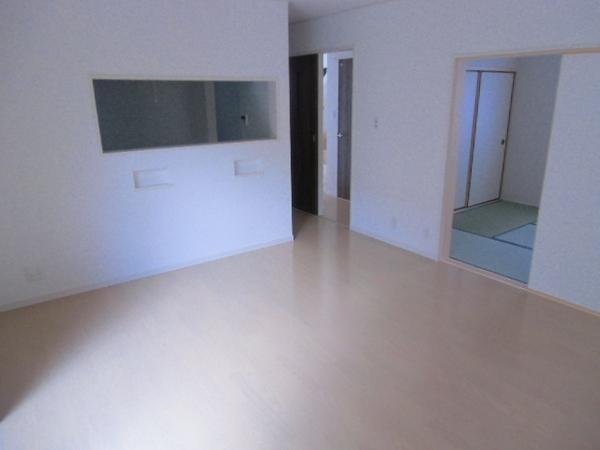 Living. Spacious living room of a feeling of opening a lot