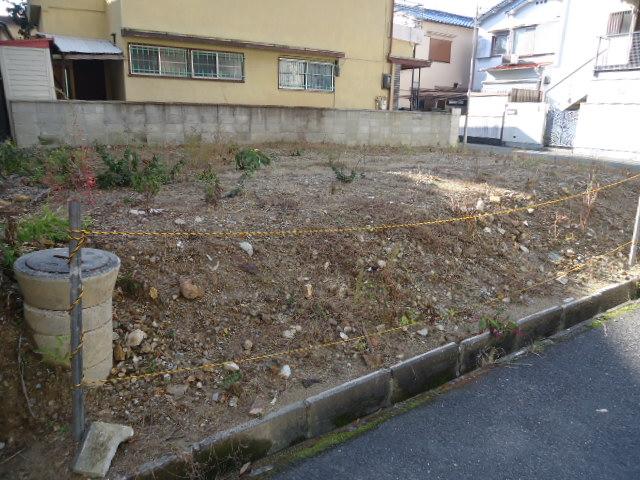 Local appearance photo. Local (12 May 2013) Shooting