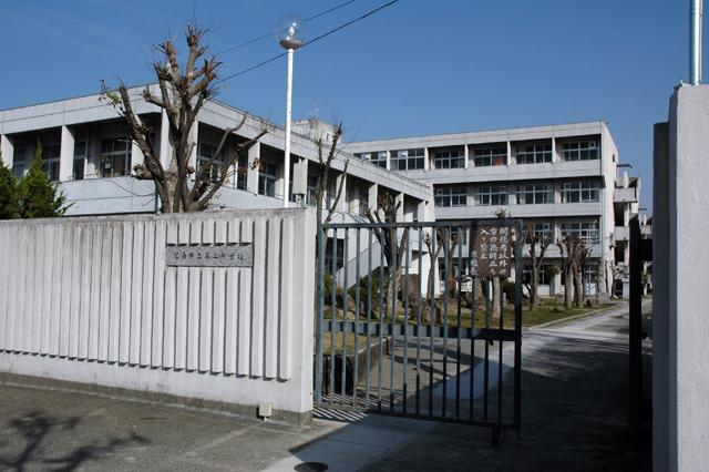 Junior high school. Mino 1128m to stand third junior high school