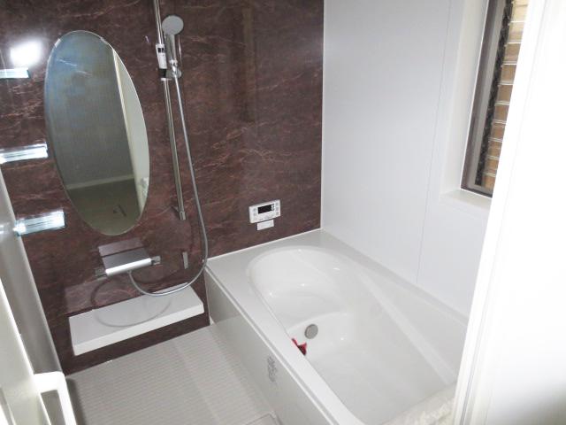 Bathroom. Indoor (09 May 2013) Shooting