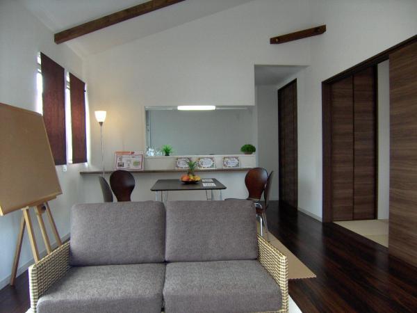 Living. We are living the spacious space with a gradient ceiling.