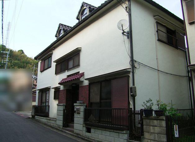 Local appearance photo. Local (May 2012) shooting