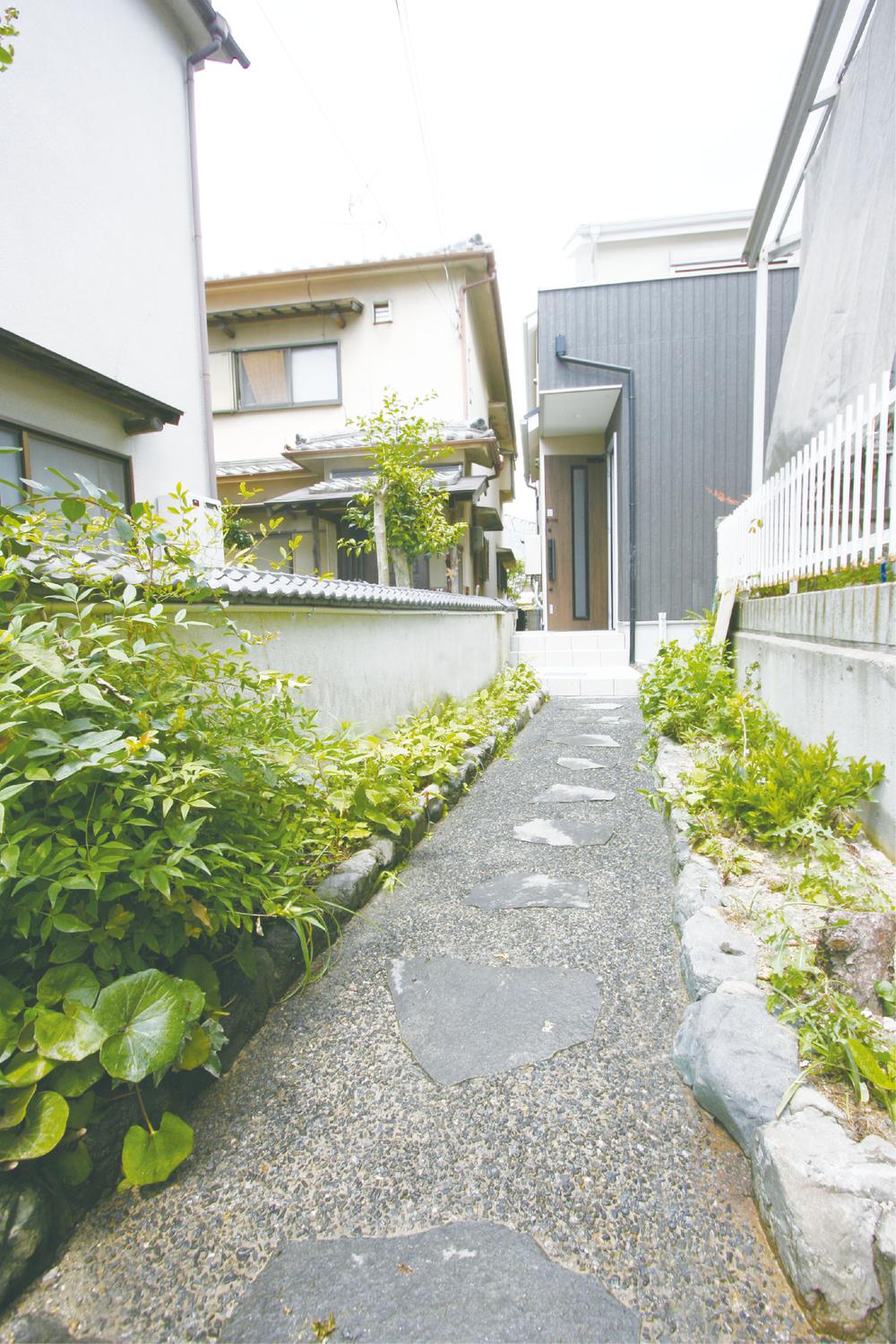 Garden. Local (August 2013) Shooting