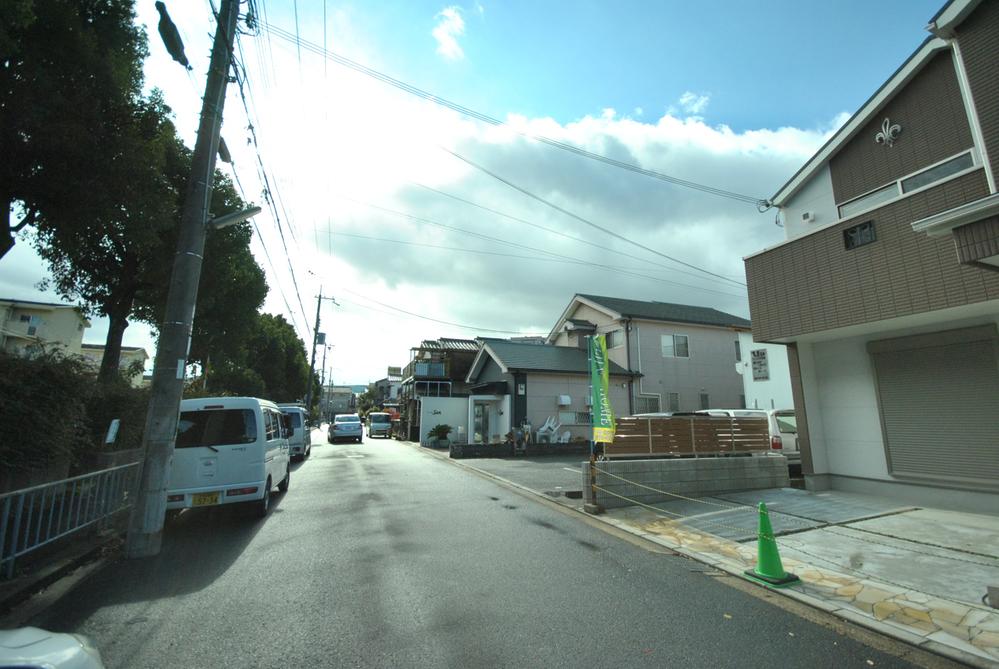 Local photos, including front road. Local (12 May 2013) Shooting