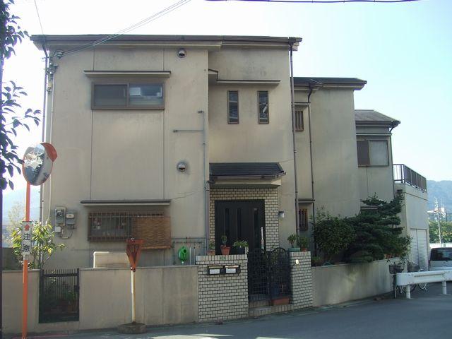 Local appearance photo. Local (10 May 2012) shooting