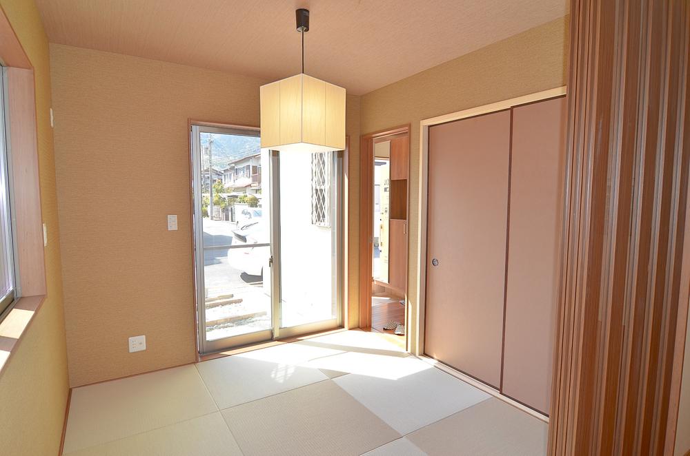 Model house photo. Example of construction (Japanese-style)