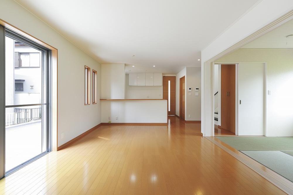 Building plan example (exterior photos). Have you preview actually in the model room. The specifications to suit your each will propose.