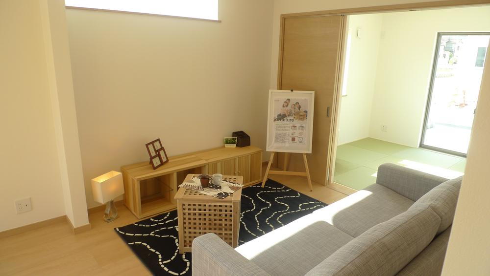 Other building plan example. Local model house introspection photos