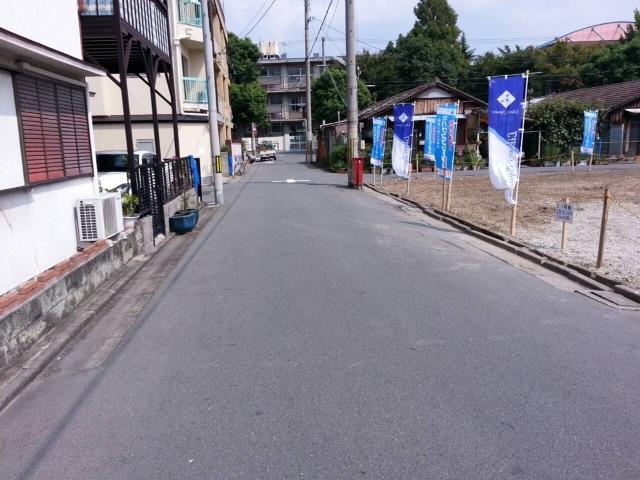 Local photos, including front road. "Libero Square Minamiterakata I "Local Photos
