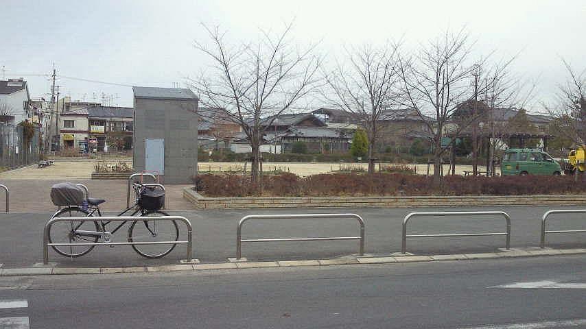 park. 10m to Okubo Central Park