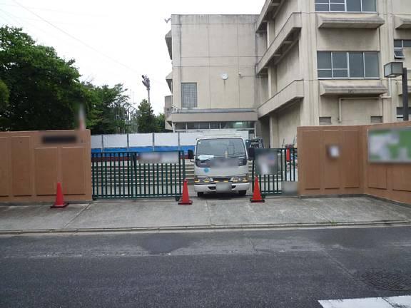 Junior high school. Moriguchi Tatsunishiki until junior high school 261m