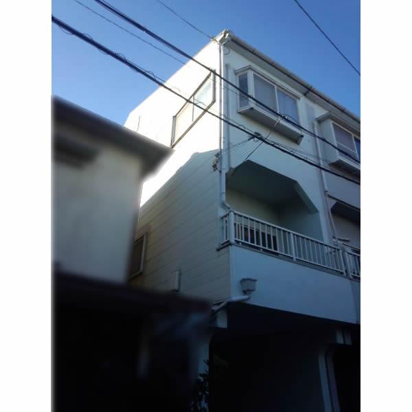 Local appearance photo. Local (12 May 2013) Shooting