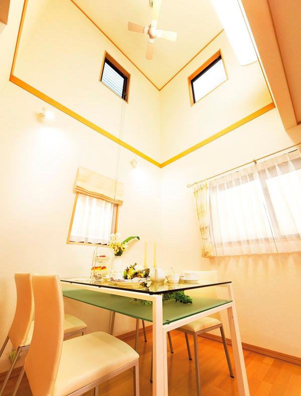 Living. Living room floor plan of the feeling of freedom plenty, Moments is the specification, such as most fell wearing of in the living room.