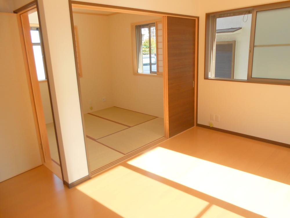 Living. Day preeminent! It was the room of Pokkapoka