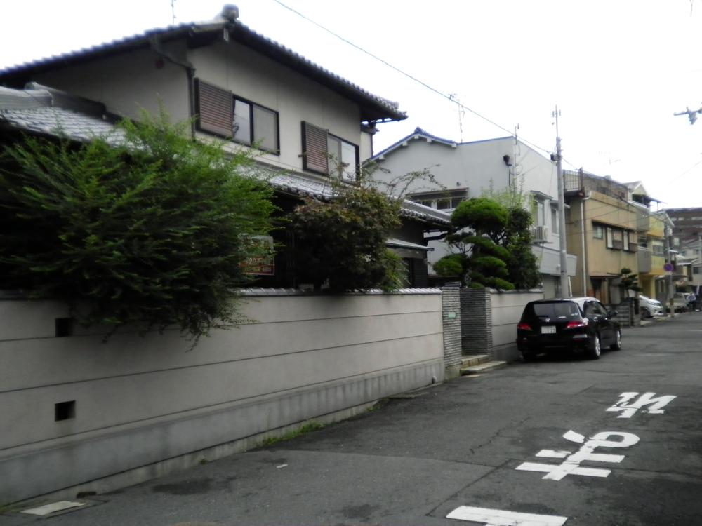 Local appearance photo