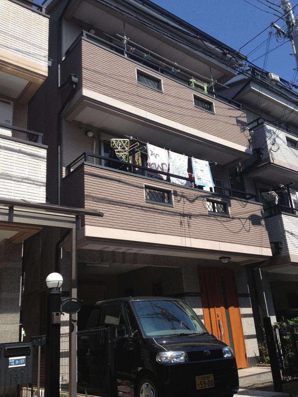 Local appearance photo. local