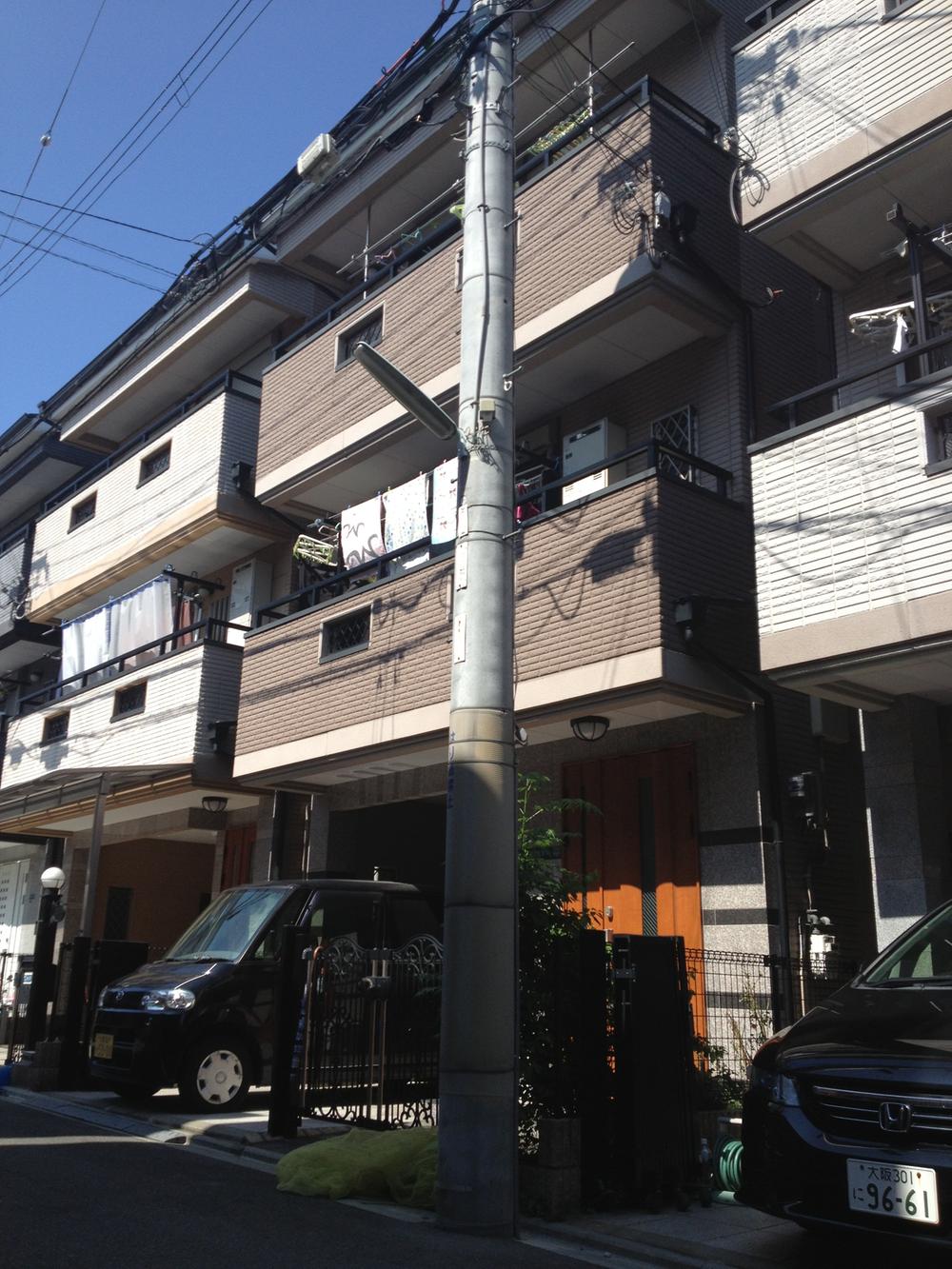 Local appearance photo. local