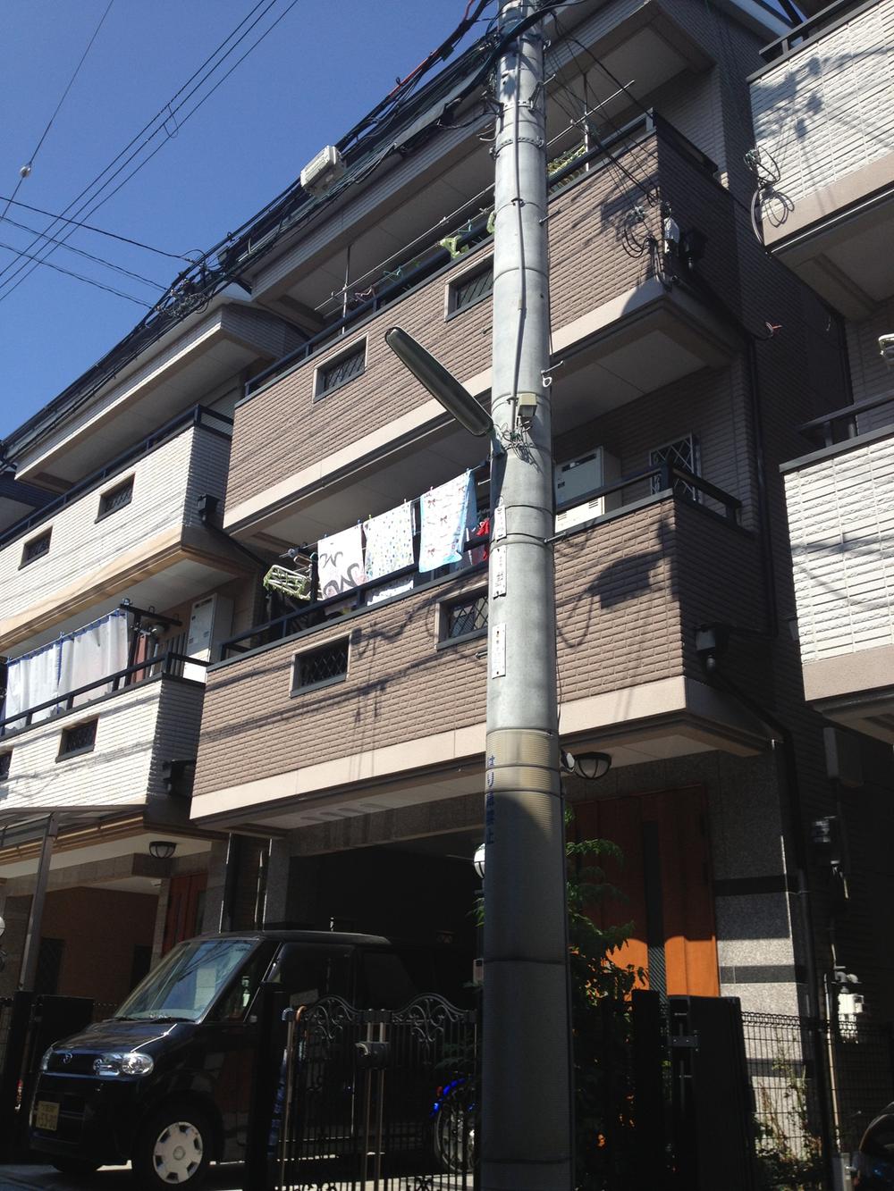 Local appearance photo. local