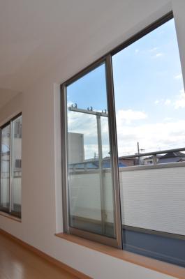 Non-living room. Indoor (11 May 2013) Shooting