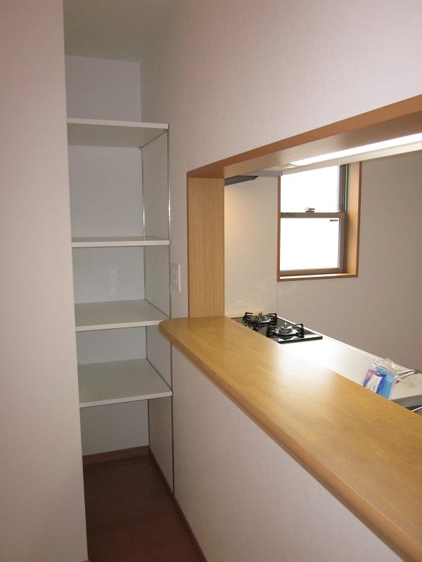 Other. Counter + shelf