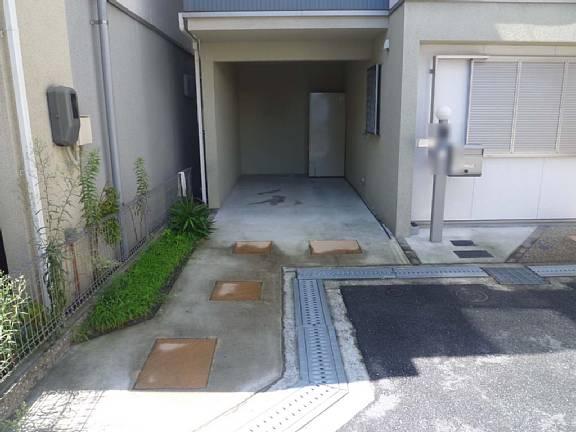 Parking lot. Loft, such as storage space wealth! ! 