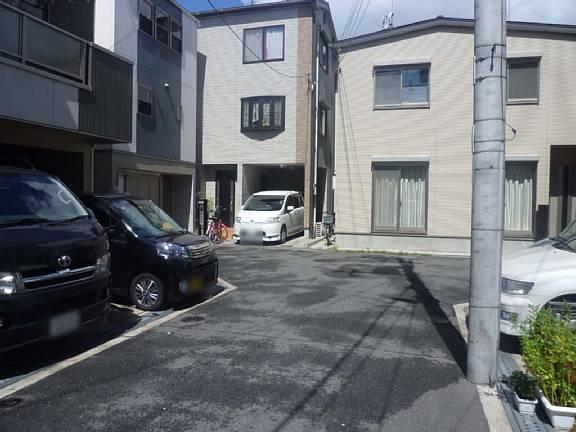 Local photos, including front road. It is your delivery after renovation! ! 