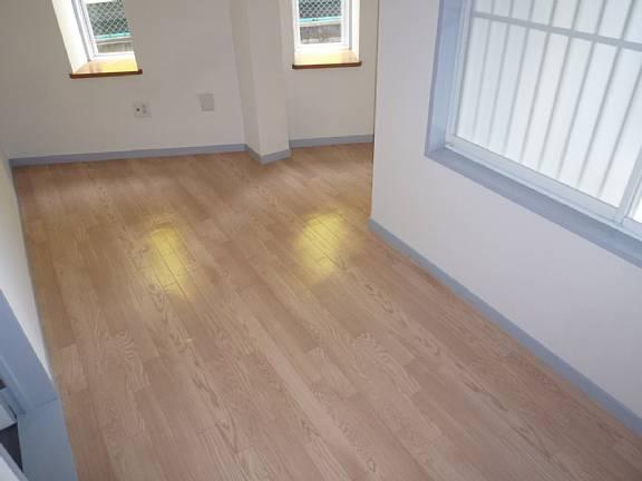 Non-living room. It is the first floor of the Western-style! 