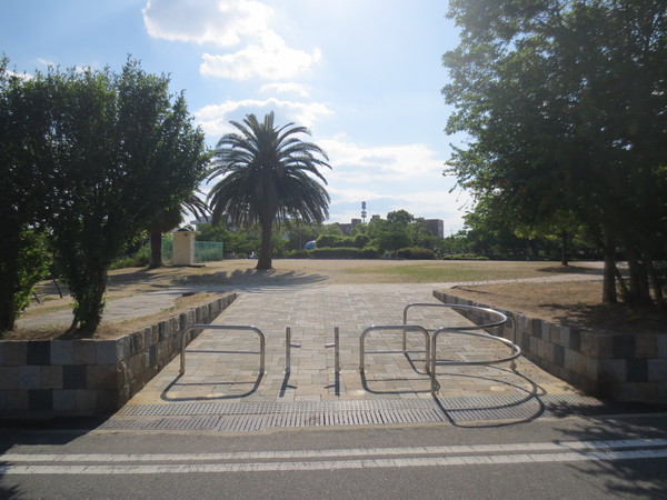 park. 496m until Koyamoto the town park (park)