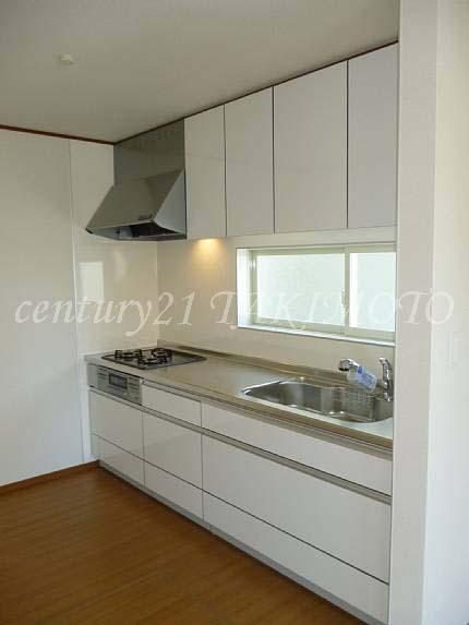 Same specifications photo (kitchen). State-of-the-art system Kitchen! Storage is also rich!