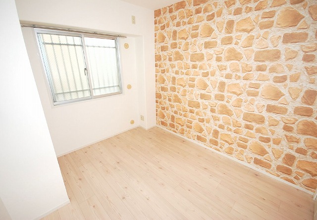 Other room space. Western style room