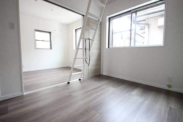 Other introspection. Also as one of the space without a partition in a separate room!