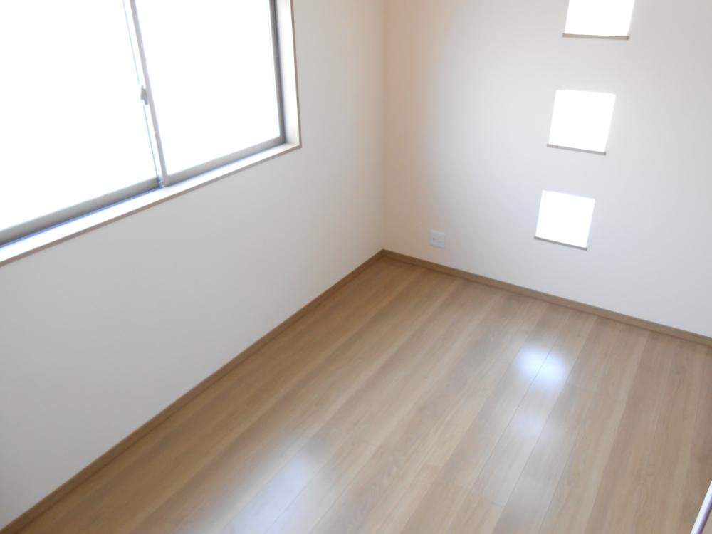 Non-living room. Indoor (11 May 2013) Shooting Example of construction