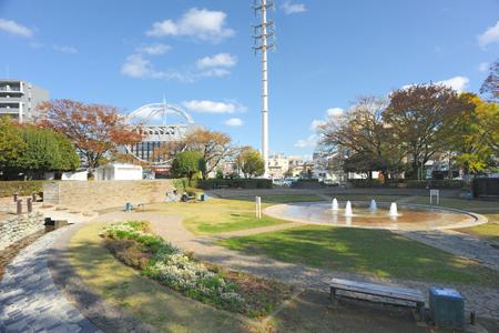 park. 1160m to Benten Pond Park