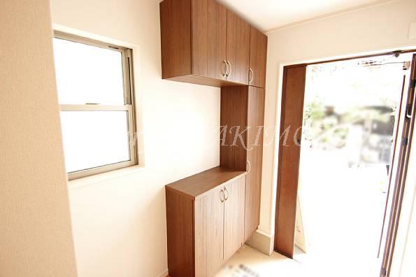 Receipt. Large shoe box standard equipment!