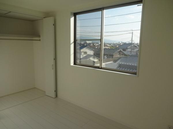 Non-living room. It is also good view from the window ☆