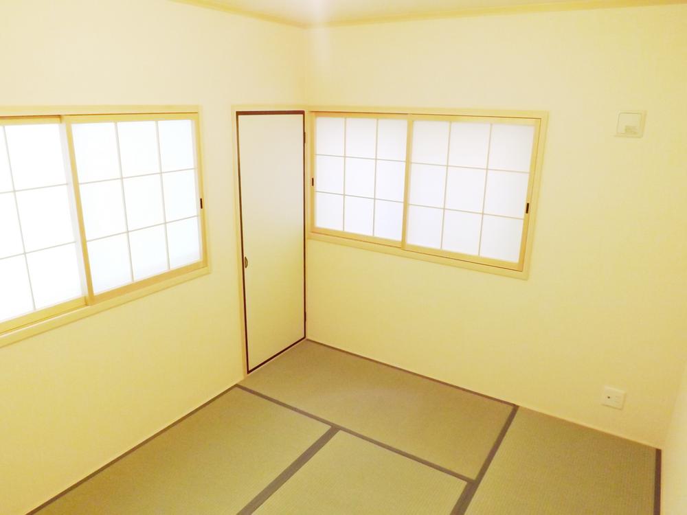 Non-living room. Local photos (Japanese-style)