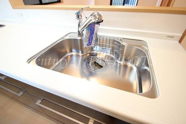 Kitchen. Sink also spacious washing a breeze