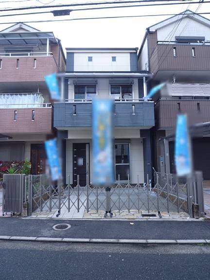 Local appearance photo. It is open at the front road spacious! 
