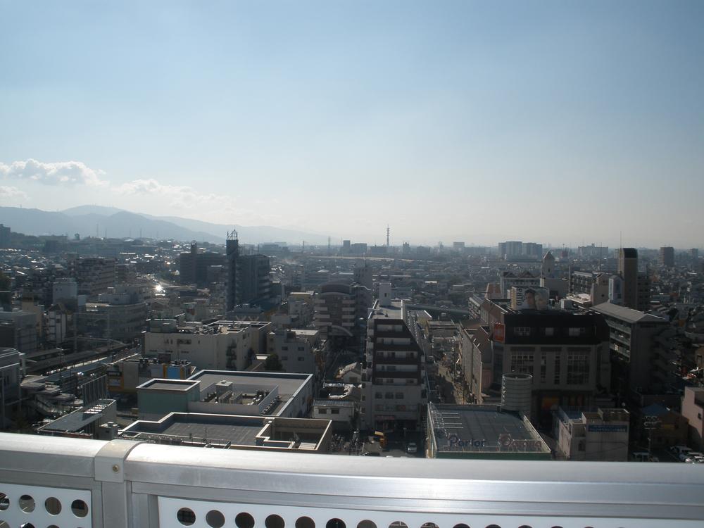 View photos from the dwelling unit. View from the site (November 2013) Shooting