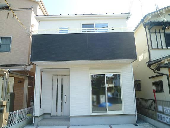 Local appearance photo. Car also easily possible parking