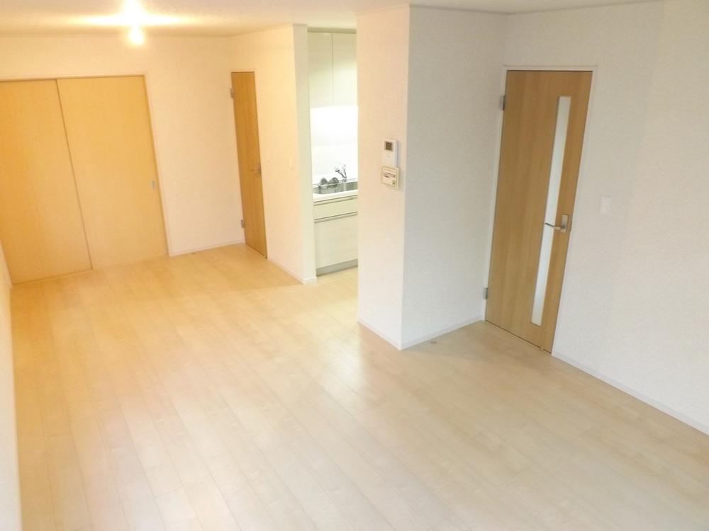 Living. Local photos (living) Unnecessary and easy care wax!