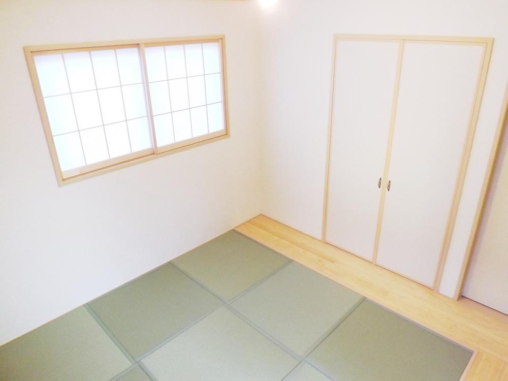 Same specifications photos (Other introspection). Same specifications photos (Japanese-style)