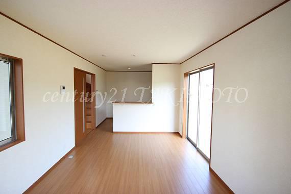 Living. The arrangement of the furniture easy to LDK! !